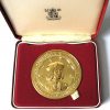 ROYAL MINT COLLEGE OF ARMS QUINCENTENARY GOLD PLATED MEDAL WITH RICHARD III