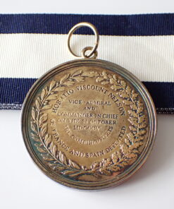 Nelson Society 200th Silver Gilt Medal and Ribbon Limited Edition No. 143 of 300 - Image 6