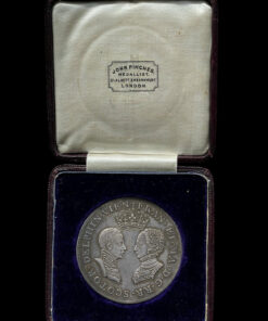 Scotland Silver Medal Wedding of Mary, Queen of Scots, to the Dauphin Francis 1558 Die by J.B. Salmson (early 19th-century restrike) Paris - Original Box - Possibly Finest Available - Image 5